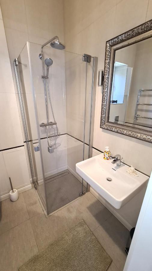Bajkowy Dom - Apartament Sienkiewicza 5M3 Świnoujście Esterno foto