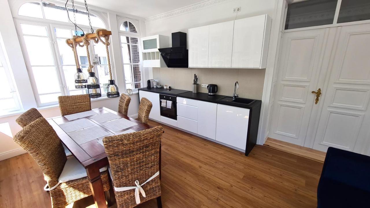 Bajkowy Dom - Apartament Sienkiewicza 5M3 Świnoujście Esterno foto